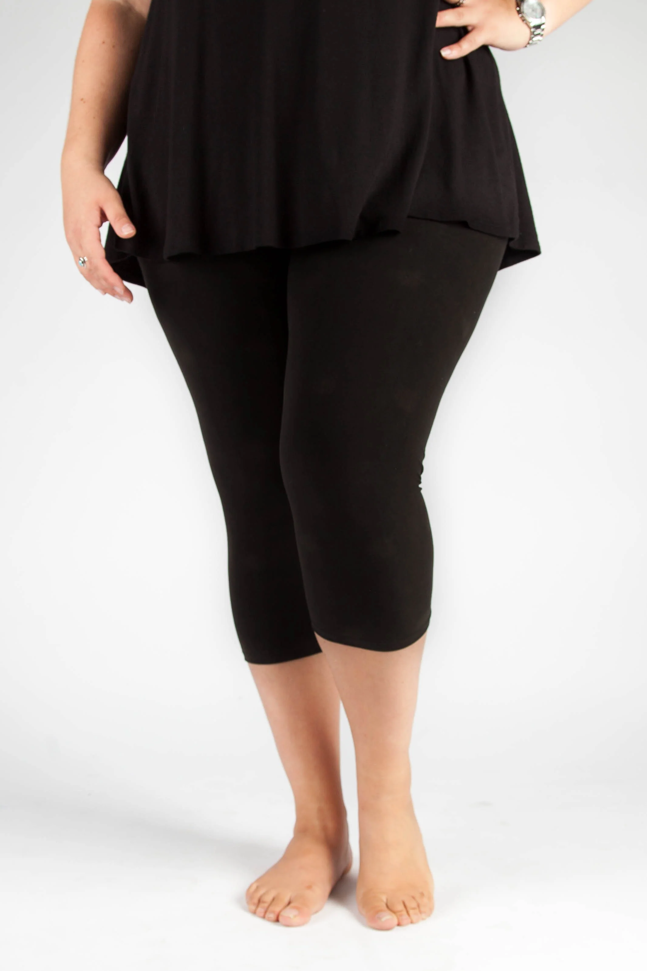 Black Capris Plus (3X-5X)