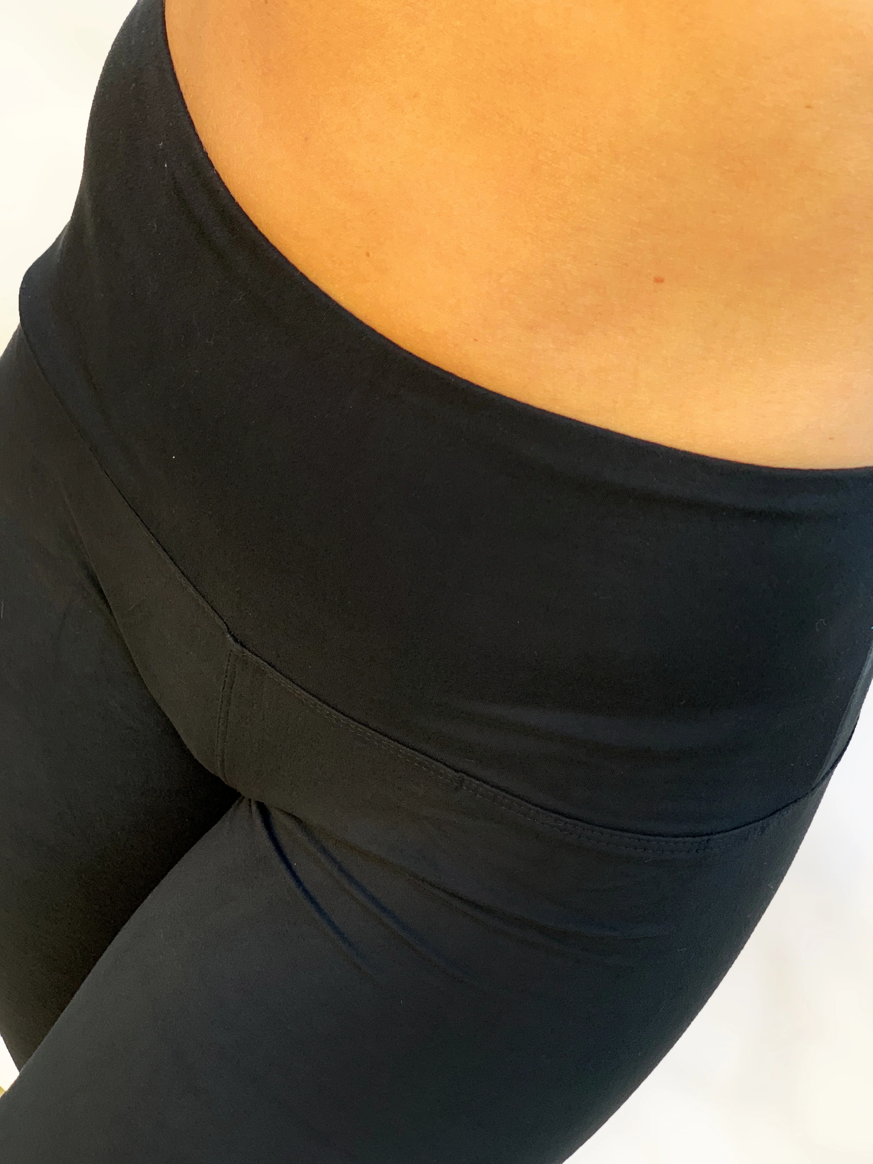 Black - Extra Wide Yoga Band (5 inch) - Image 5
