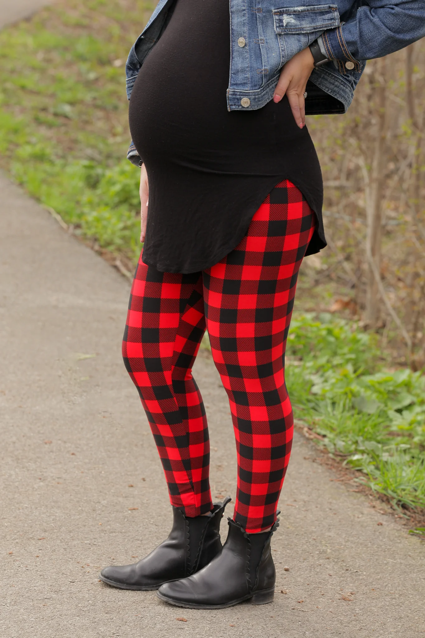 Buffalo Plaid Maternity Leggings - Image 4