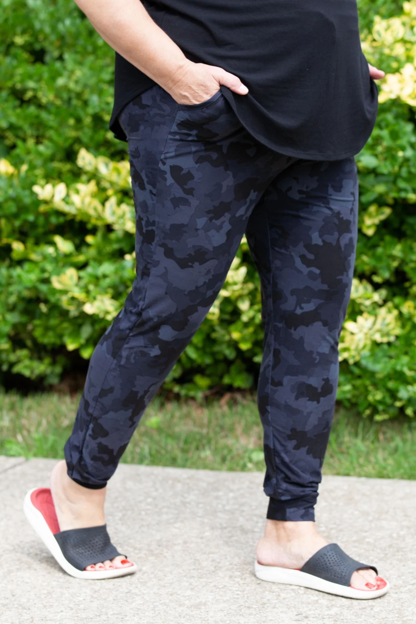 Midnight Camo Joggers Plus - Image 3