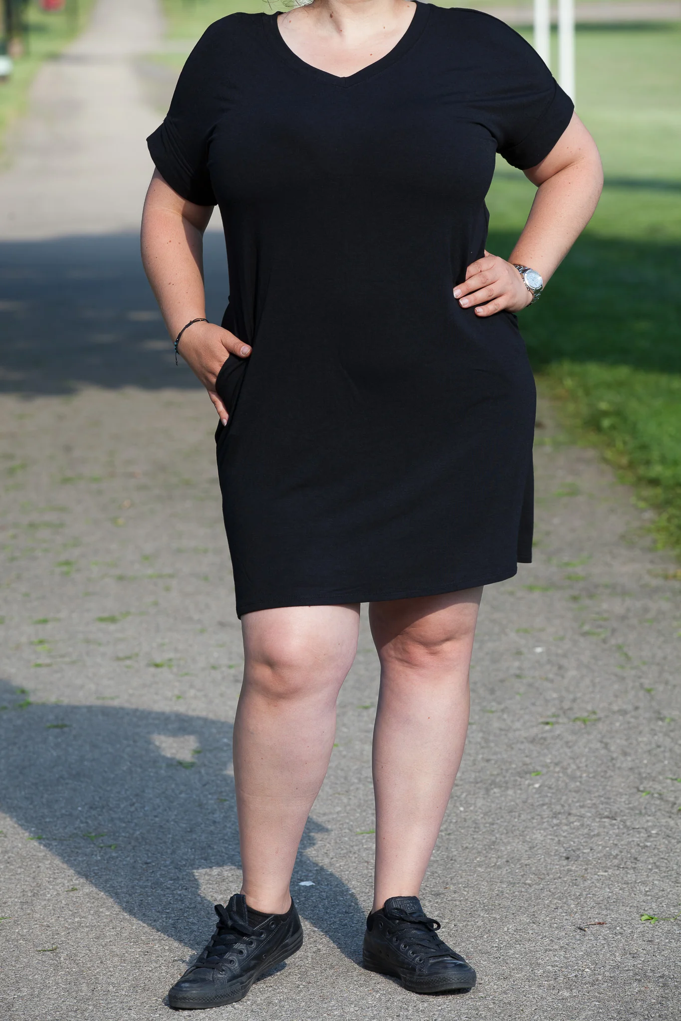 PLUS SIZE Rolled Short Sleeve V-Neck Dress (WITH POCKETS) - Image 6