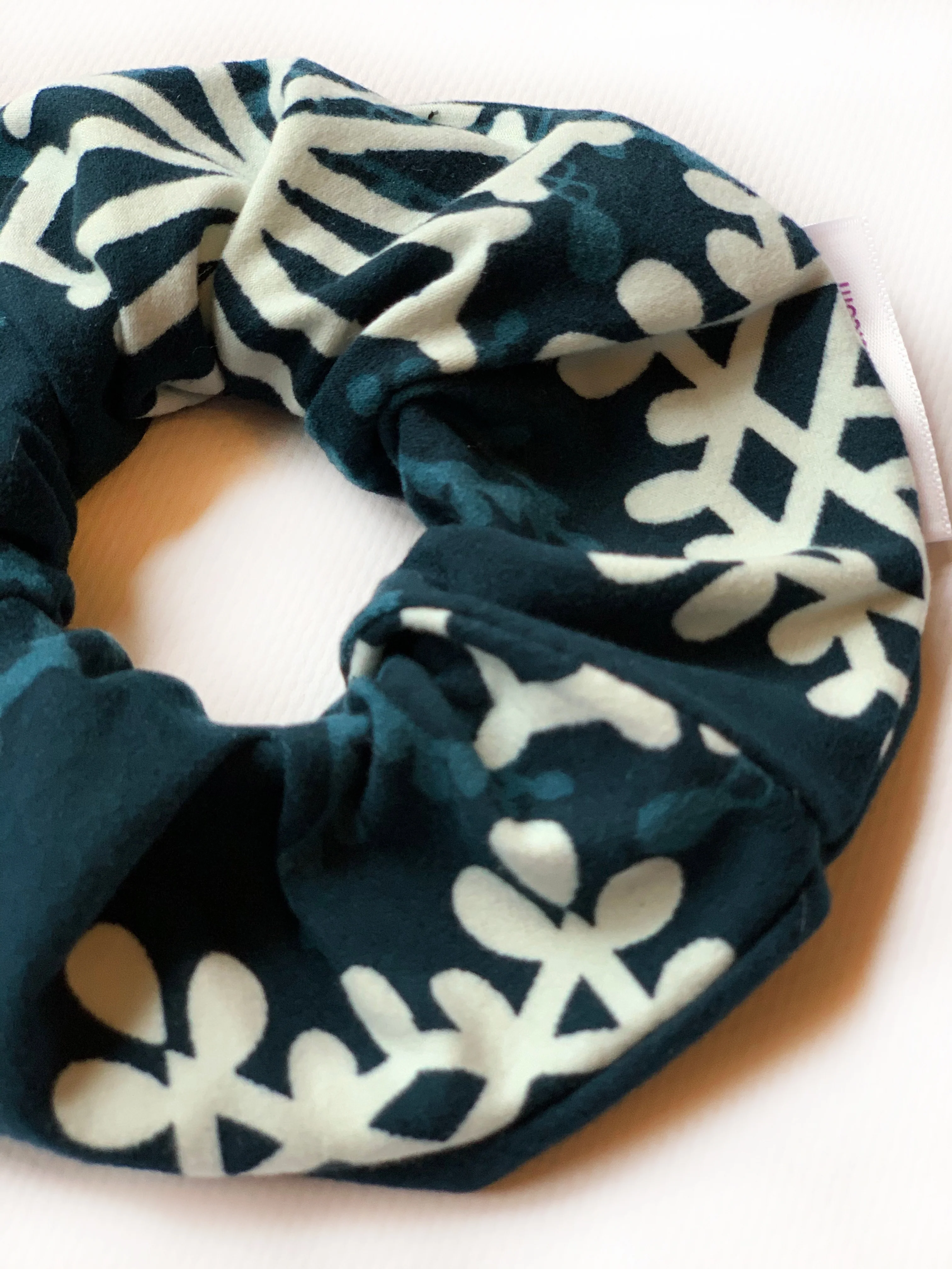 Snowflake Shiver Scrunchie - Image 2