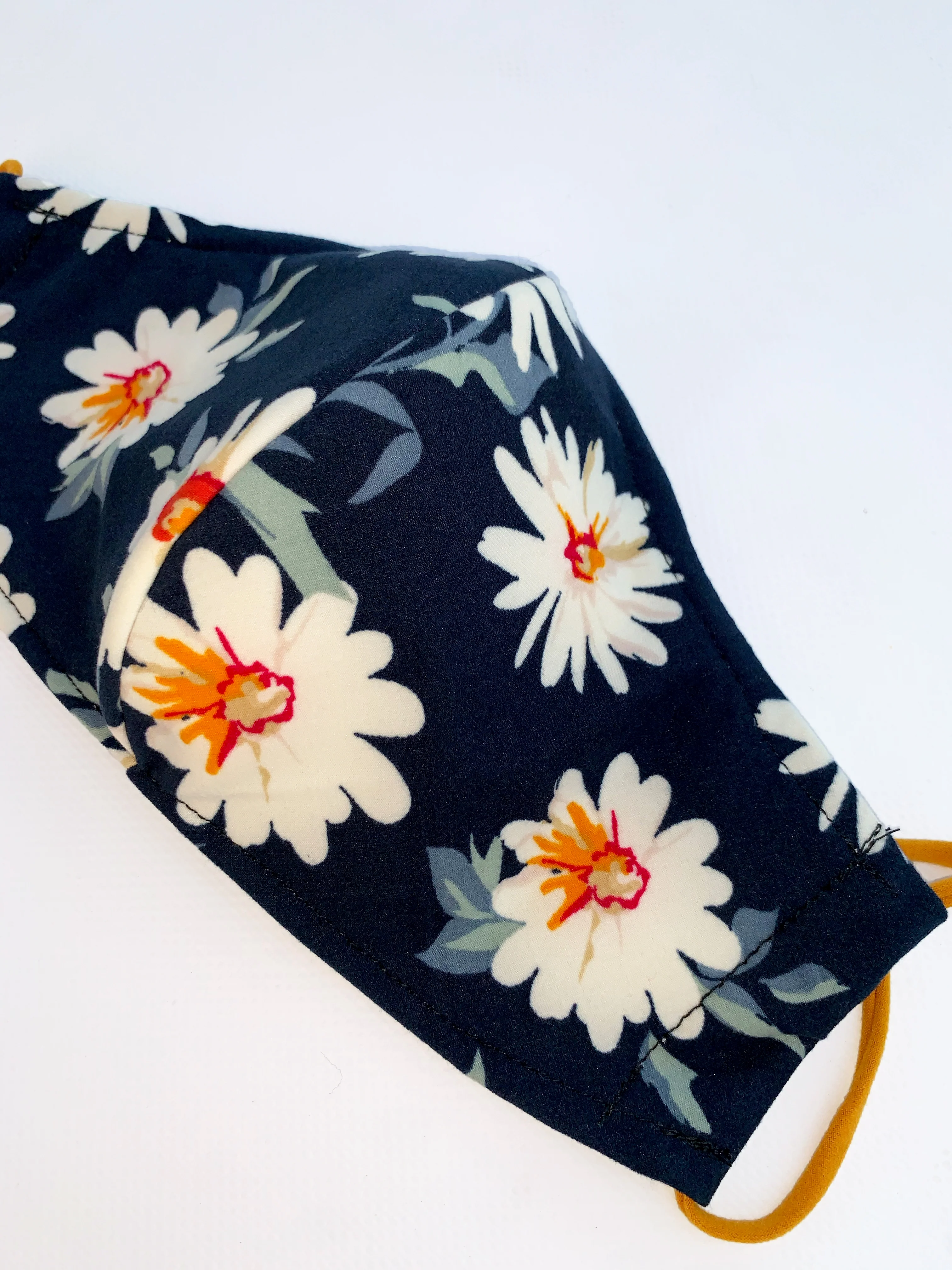 Vintage Daisy Face Mask - Image 2